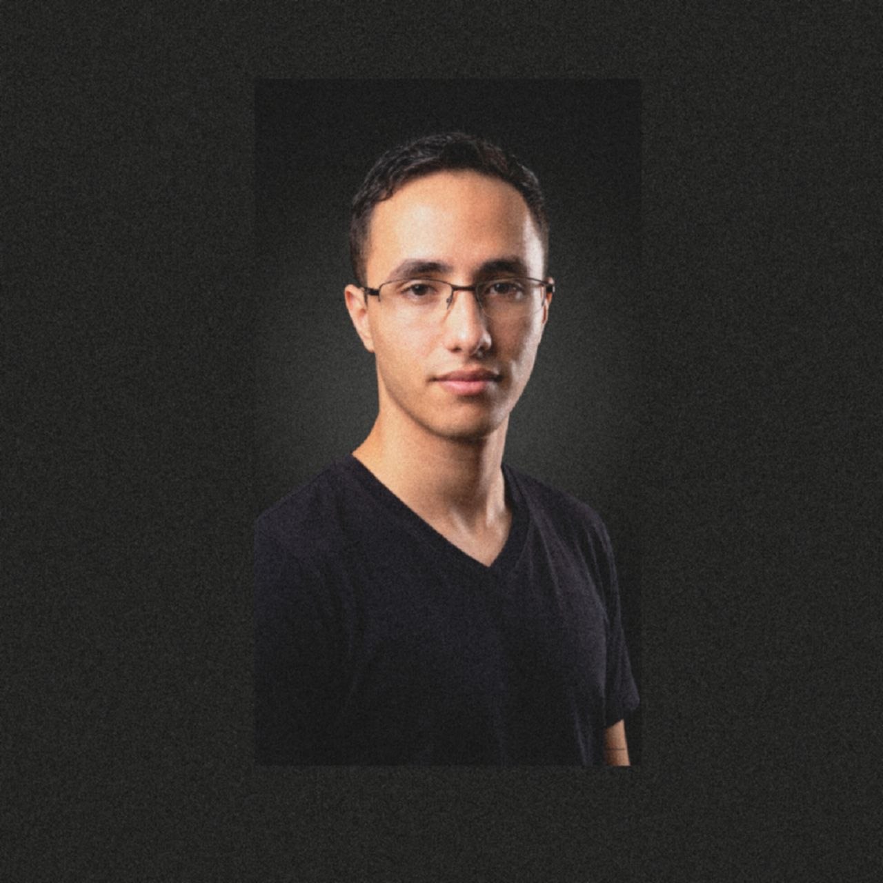 Christian Márquez - Threat Intelligence, Ingeniería Inversa y Seguridad OT